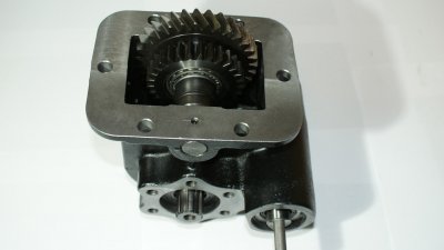 42 Коробка отбора мощности